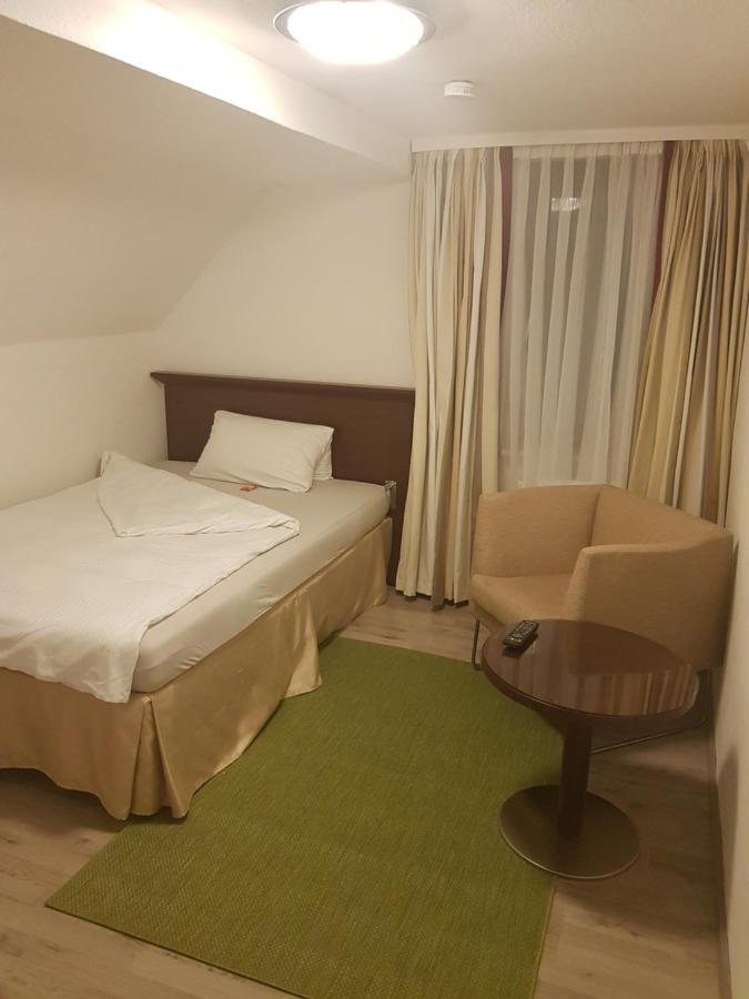 באד ברנק אים פיכטלגבירגה Hotel Pension Bluechersruh חדר תמונה