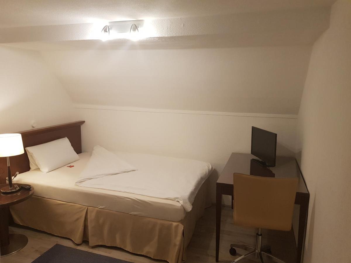 באד ברנק אים פיכטלגבירגה Hotel Pension Bluechersruh מראה חיצוני תמונה